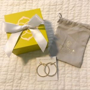 Kendra Scott Charlie Grace Hoop earrings in Gold